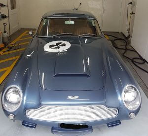 DB4 Front Above